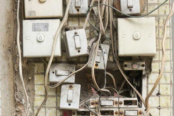 Image: blog post about emergency electrical services for Peckham, SE15.