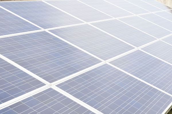 Image: DIY photovoltaic solar panels installation help.